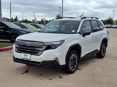 New 2026 Subaru Forester Premium AWD/4WD image 3