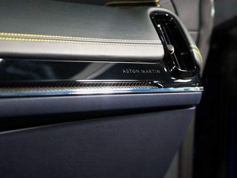 Used 2025 Aston Martin DBX 707 image 25