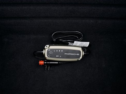 Used 2021 Porsche 911 Turbo S image 10