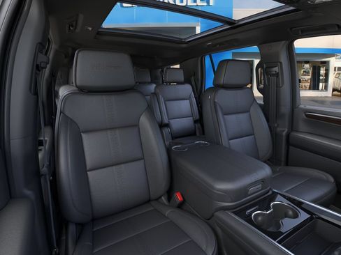 New 2026 Chevrolet Tahoe High Country w/ Sun And Tow Package AWD/4WD image 16