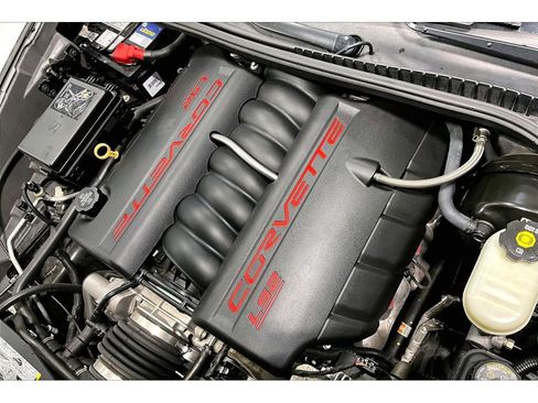 Used 2007 Chevrolet Corvette Coupe w/ Preferred Equipment Group RWD image 26