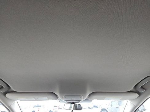 Used 2025 Nissan Murano SV image 38