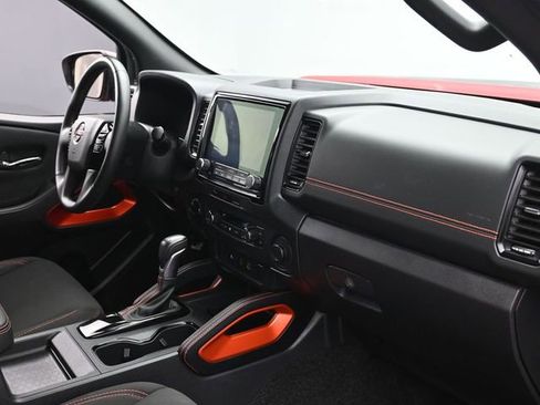 Used 2023 Nissan Frontier PRO-4X w/ Technology Package AWD/4WD image 28
