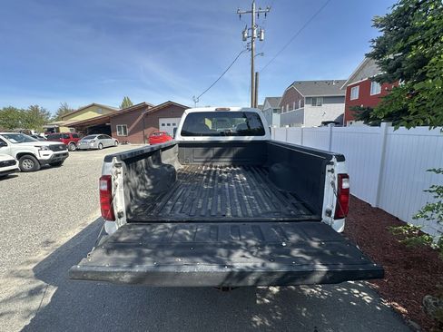 Used 2009 Ford F250 XL AWD/4WD image 24