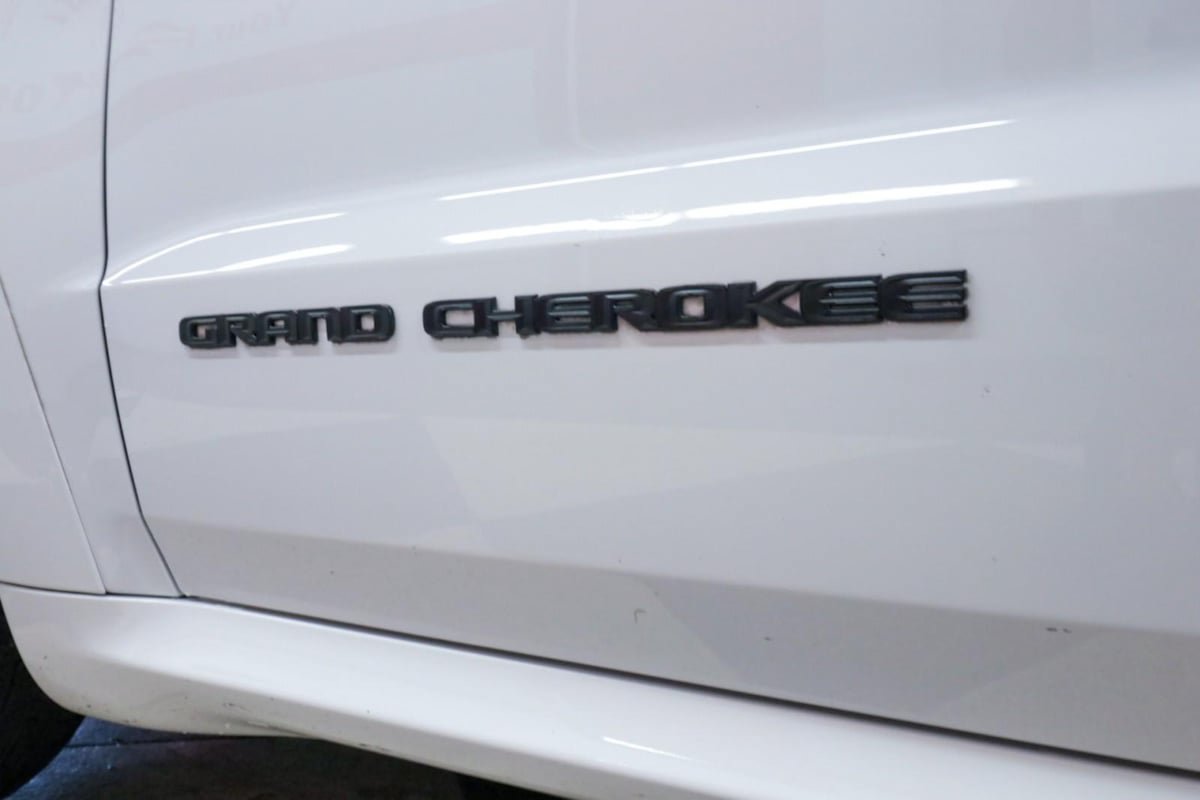 Used 2021 Jeep Grand Cherokee Limited X RWD image 43