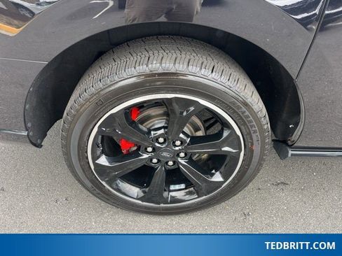 Certified 2022 Ford Expedition Max Limited image 17