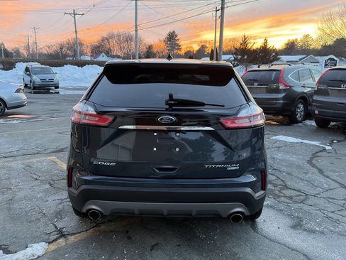 Used 2019 Ford Edge Titanium w/ Equipment Group 301A image 3