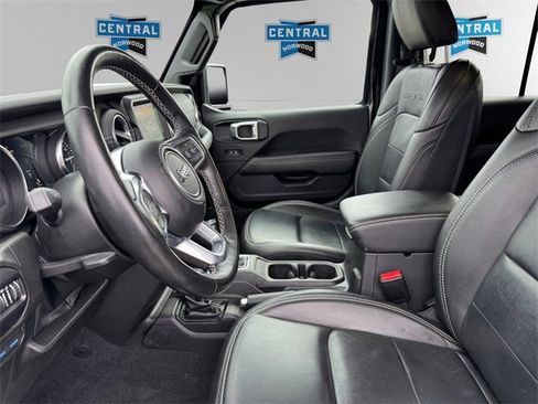 Certified 2022 Jeep Wrangler Unlimited Sahara 4xe w/ Cold Weather Group image 10