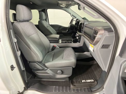 Certified 2024 Ford F150 XLT w/ Mobile Office Package image 7