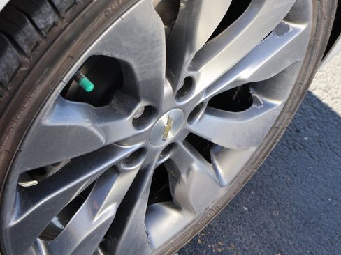 Used 2016 Chevrolet Malibu Premier w/ Driver Confidence Package II image 24