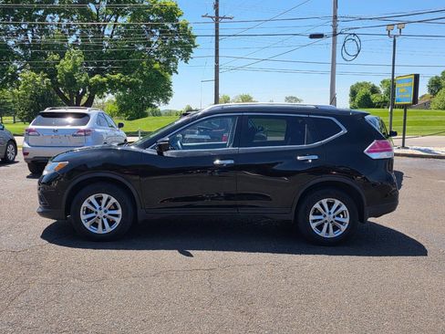 Used 2015 Nissan Rogue SV w/ SV Premium Package AWD/4WD image 4