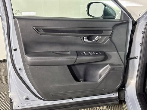 Used 2024 Honda CR-V LX image 10