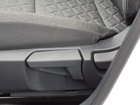 New 2026 Nissan Kicks SV w/ Charging Package image 10