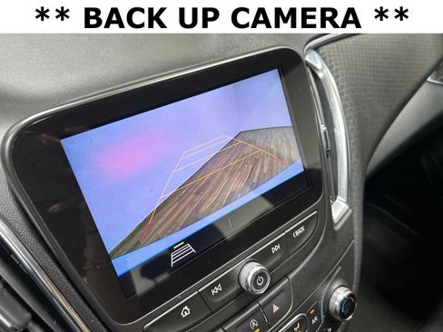 Used 2020 Chevrolet Malibu LT FWD image 8
