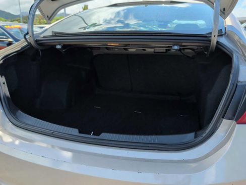 Used 2022 Chevrolet Malibu LT FWD image 19