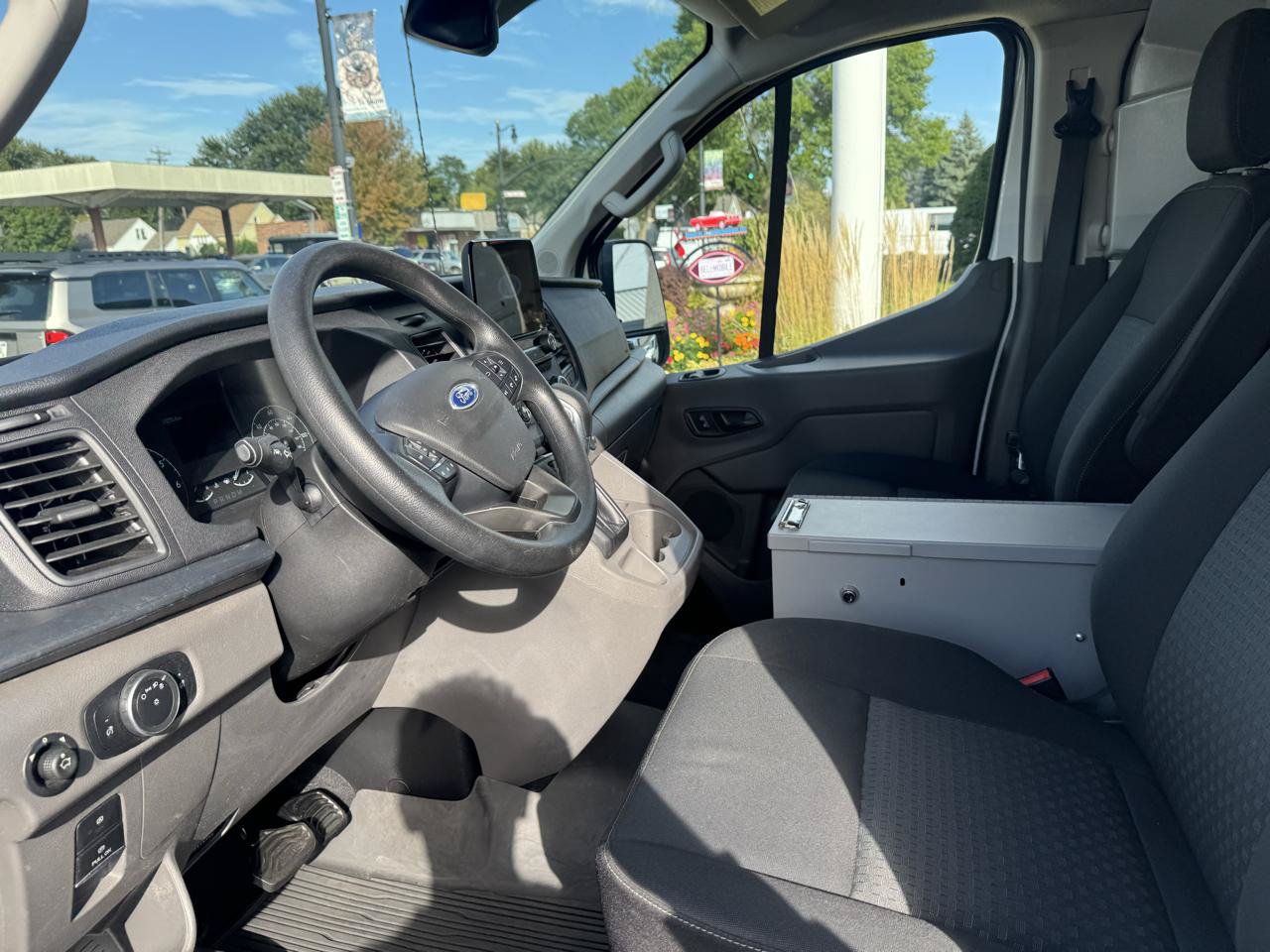 Used 2021 Ford Transit 250 Low Roof RWD image 18