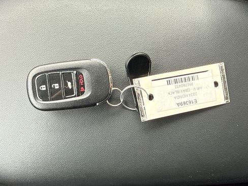 Used 2024 Honda HR-V LX image 4