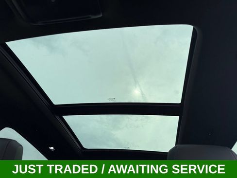 Used 2023 Cadillac XT6 Premium Luxury w/ Technology Package AWD/4WD image 32
