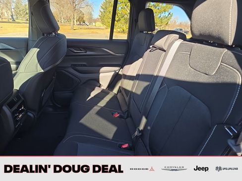New 2026 Jeep Grand Cherokee Laredo X AWD/4WD image 24