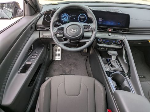 New 2026 Hyundai Elantra Sport image 16