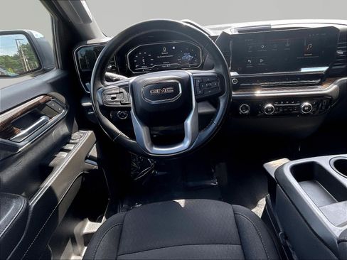 Used 2023 GMC Sierra 1500 SLE AWD/4WD image 8