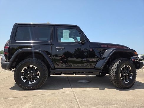 Used 2026 Jeep Wrangler Rubicon AWD/4WD image 24