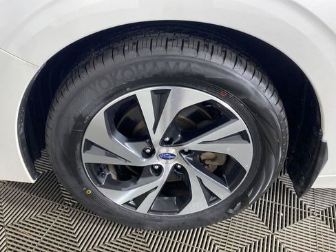 Used 2024 Subaru Legacy Premium AWD/4WD image 11
