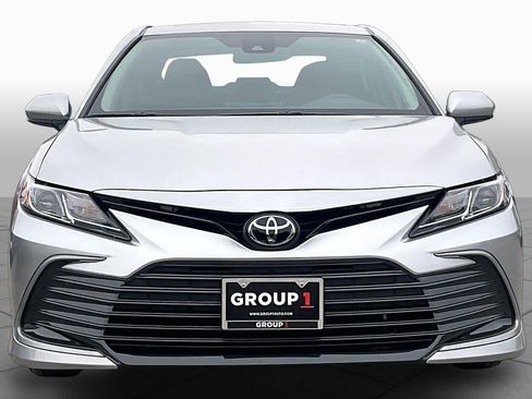 Used 2024 Toyota Camry LE FWD image 4