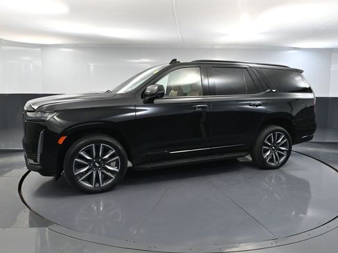 Used 2021 Cadillac Escalade Sport AWD/4WD image 11