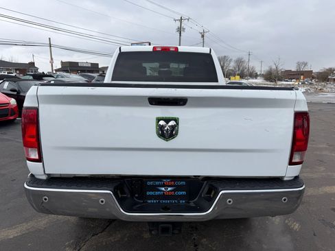 Used 2017 RAM 3500 Tradesman w/ Chrome Appearance Group AWD/4WD image 4