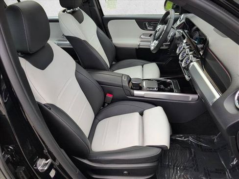 Certified 2022 Mercedes-Benz GLB 35 AMG 4MATIC image 24
