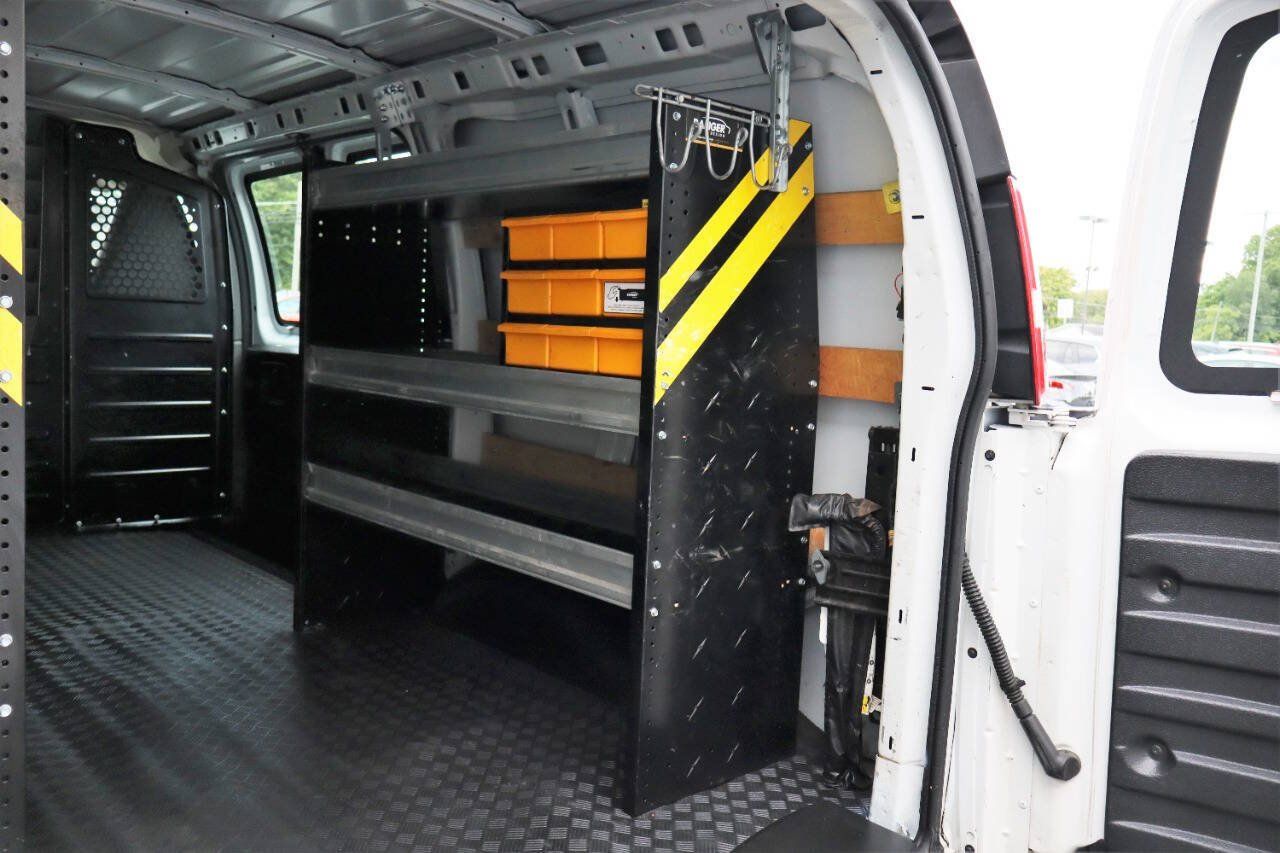 Used 2020 Chevrolet Express 2500 w/ Driver Convenience Package RWD image 5