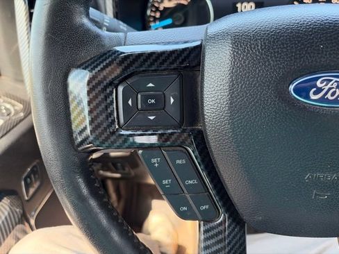Used 2018 Ford F150 Lariat AWD/4WD image 12