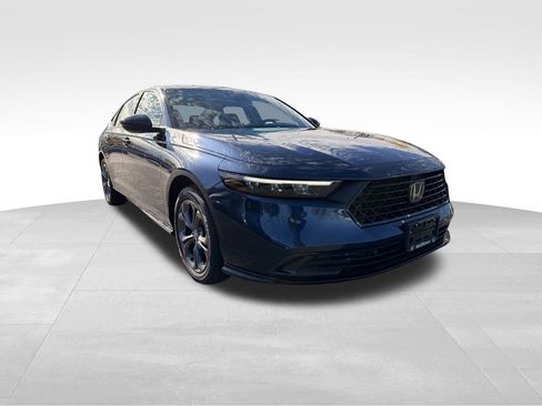 New 2025 Honda Accord EX-L image 2