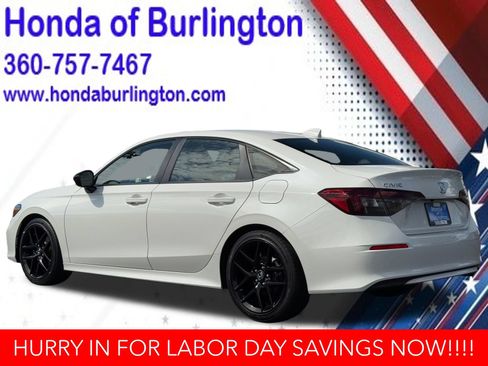 Used 2025 Honda Civic Sport image 4