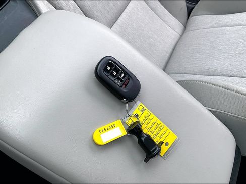Used 2024 Honda Accord EX image 35