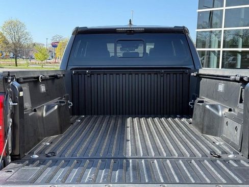 Used 2024 Toyota Tacoma TRD Off-Road w/ TRD Off Road Premium Package AWD/4WD image 9