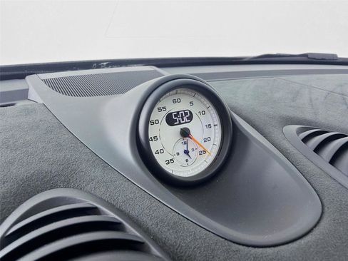 Certified 2025 Porsche 718 Boxster Spyder RS image 15