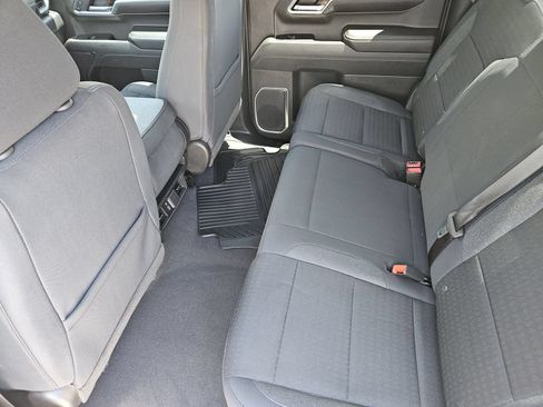 Used 2024 Chevrolet Silverado 1500 LT RWD image 29