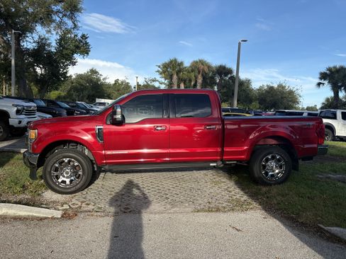 Used 2022 Ford F250 Lariat w/ Lariat Ultimate Package AWD/4WD image 4
