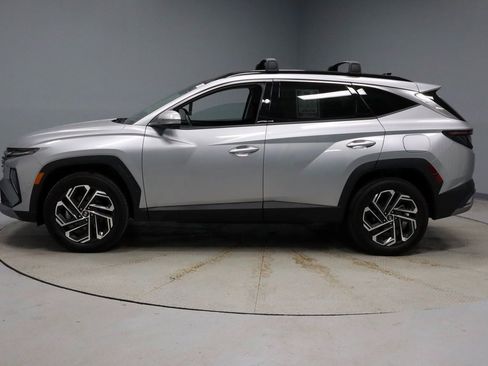 Certified 2025 Hyundai Tucson Limited image 9