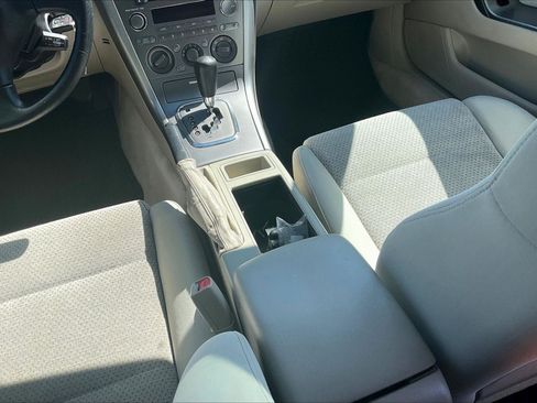 Used 2006 Subaru Legacy 2.5i Special Edition AWD/4WD image 10