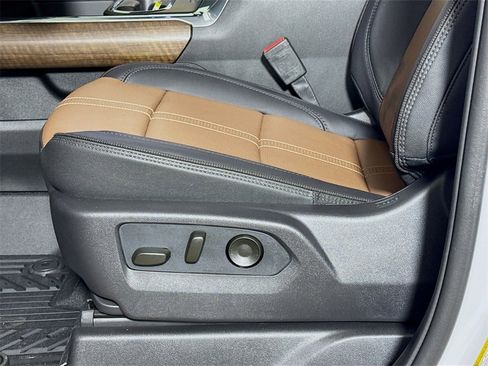 New 2026 Chevrolet Silverado 2500 High Country w/ Technology Package image 17