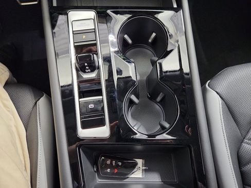 New 2026 Volkswagen Atlas Peak Edition AWD/4WD image 25