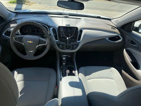 Used 2023 Chevrolet Malibu LT image 26