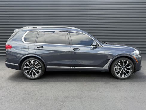 Used 2020 BMW X7 xDrive40i w/ Premium Package AWD/4WD image 8