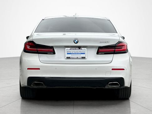 Used 2023 BMW 530i w/ Premium Package RWD image 4