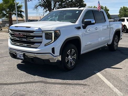 Used 2023 GMC Sierra 1500 SLE AWD/4WD image 7