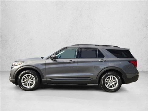 New 2026 Ford Explorer Active w/ Active Comfort Package image 8