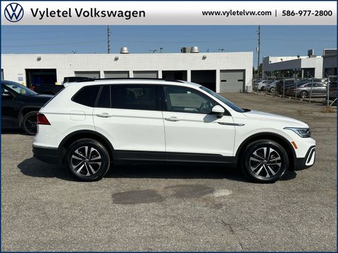 Certified 2023 Volkswagen Tiguan S image 2